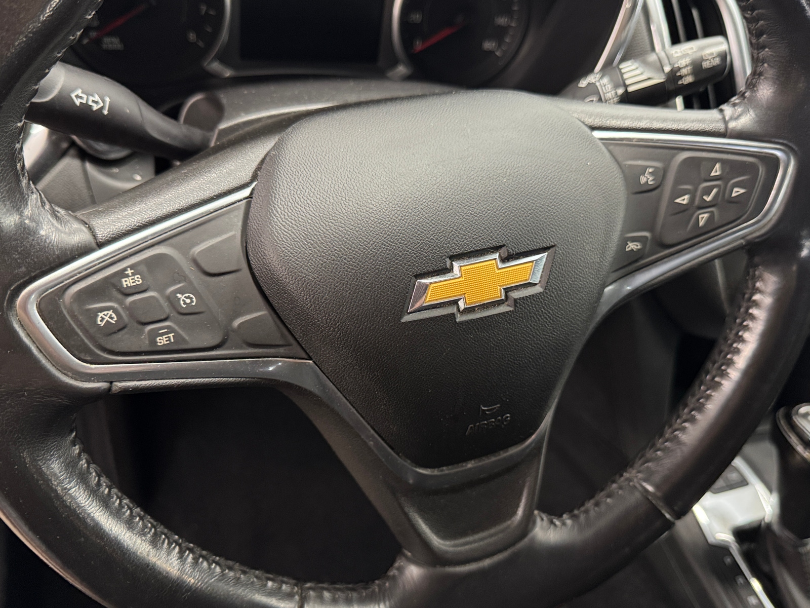 Thumbnail: 2018 Chevrolet Equinox - 5