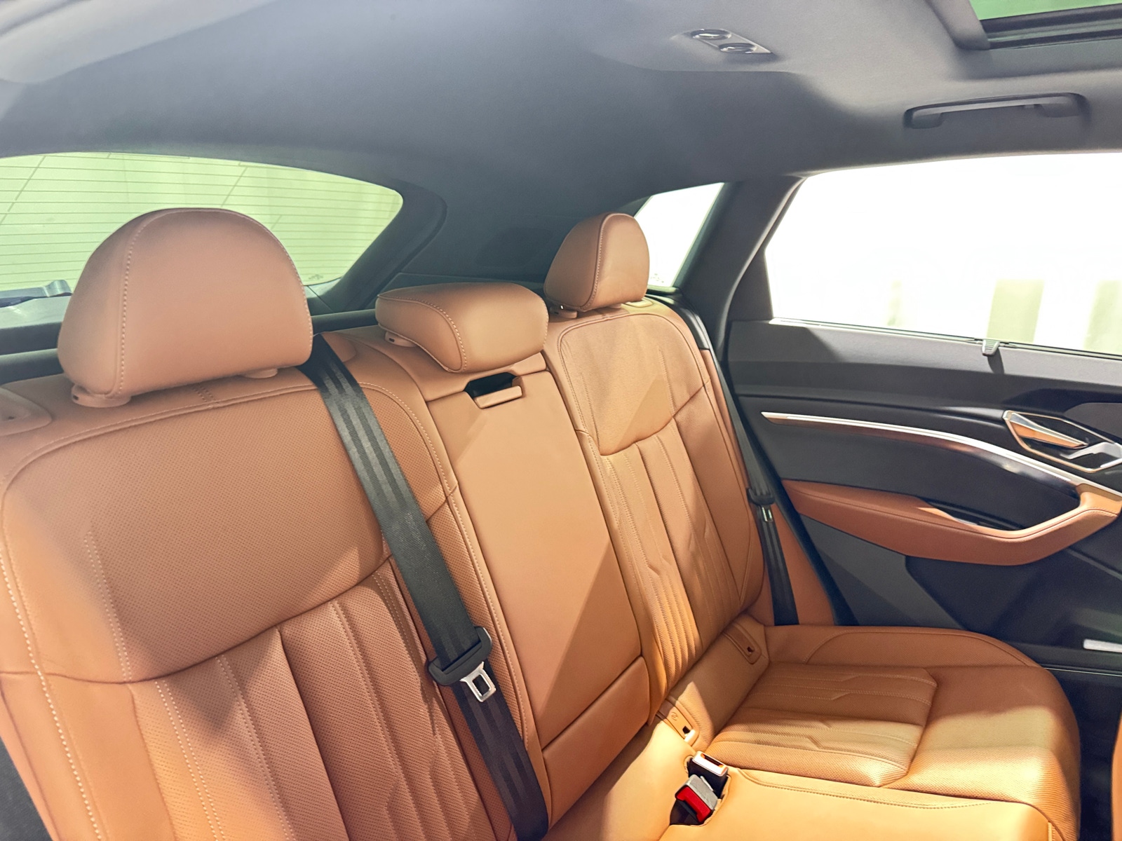 Thumbnail: 2024 Audi Q8 e-tron - 5