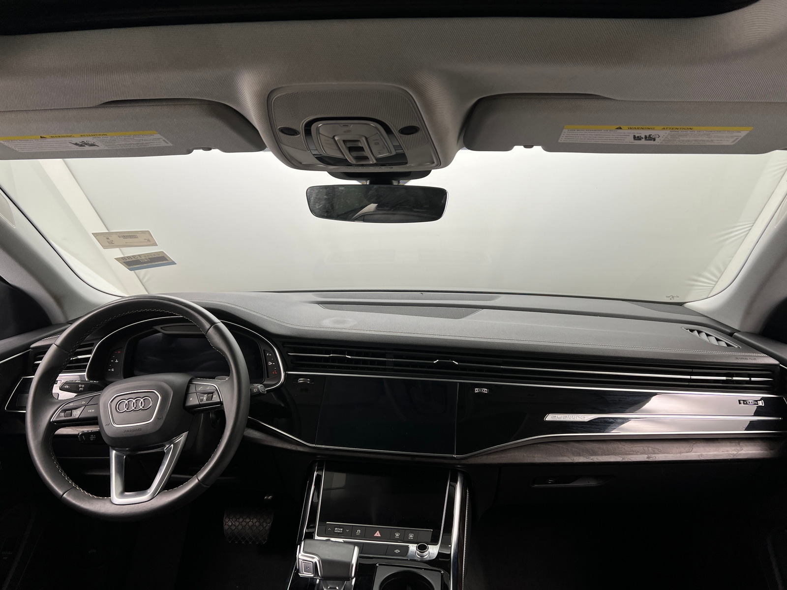 Thumbnail: 2023 Audi Q8 - 2