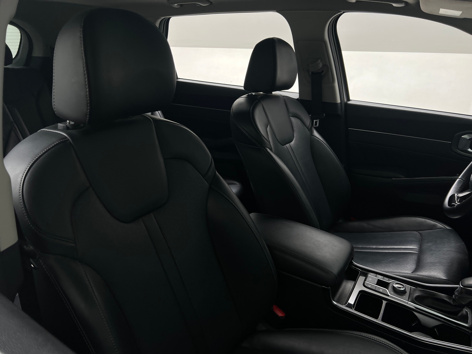 Thumbnail: 2022 Kia Sorento - 2