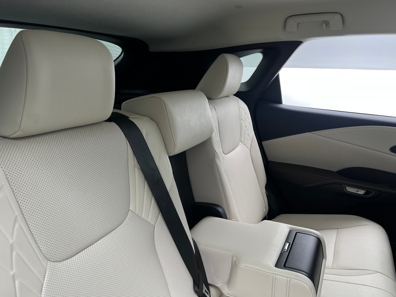 Thumbnail: 2024 Lexus RX - 5