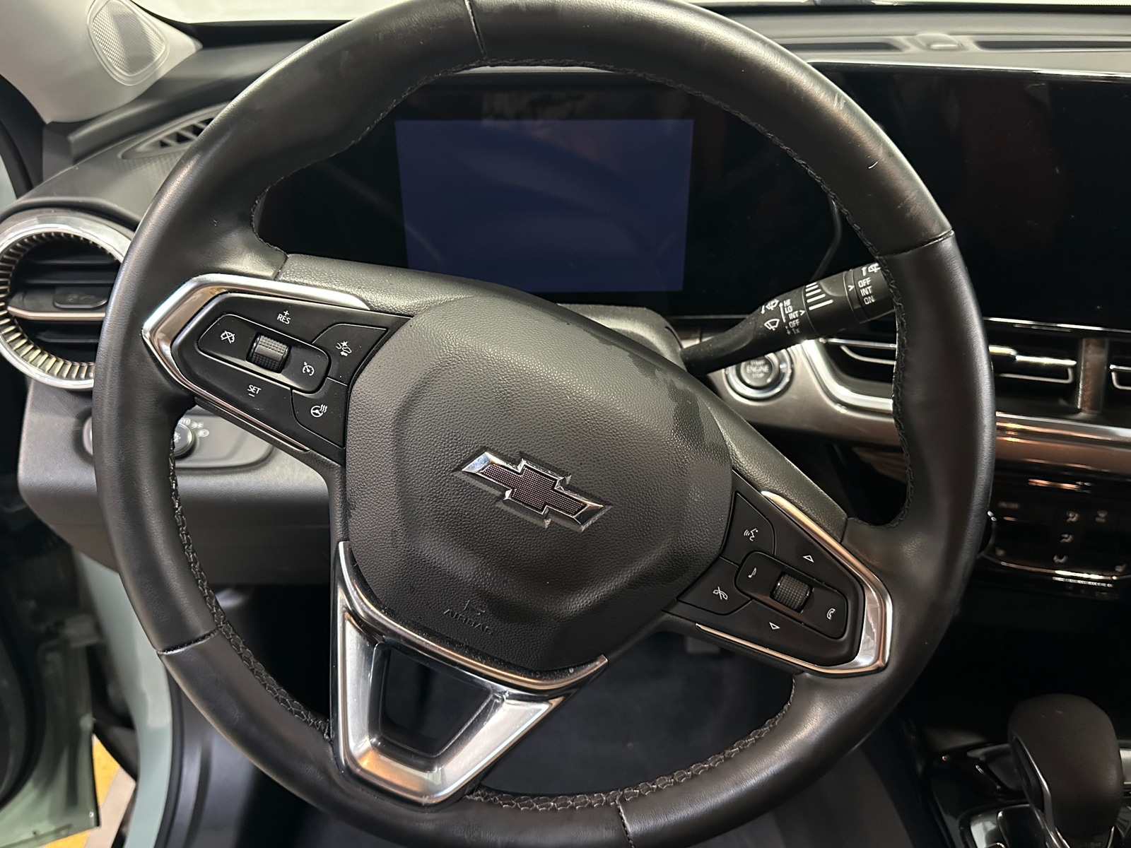 Thumbnail: 2025 Chevrolet Trax - 4