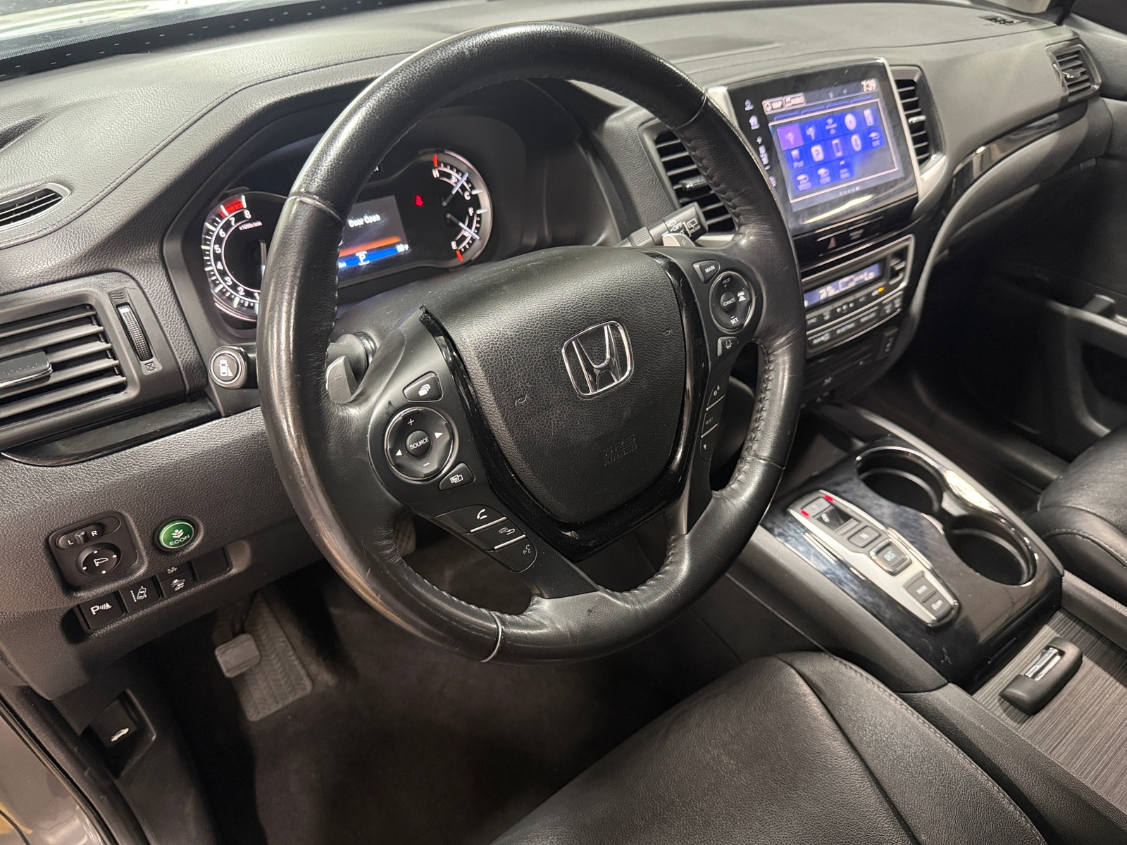 Thumbnail: 2018 Honda Pilot - 2