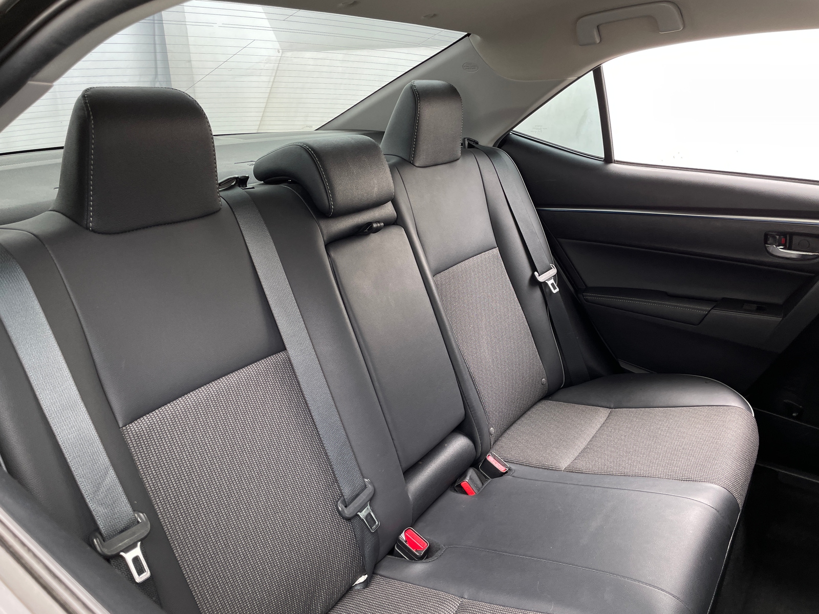 Thumbnail: 2016 Toyota Corolla - 6