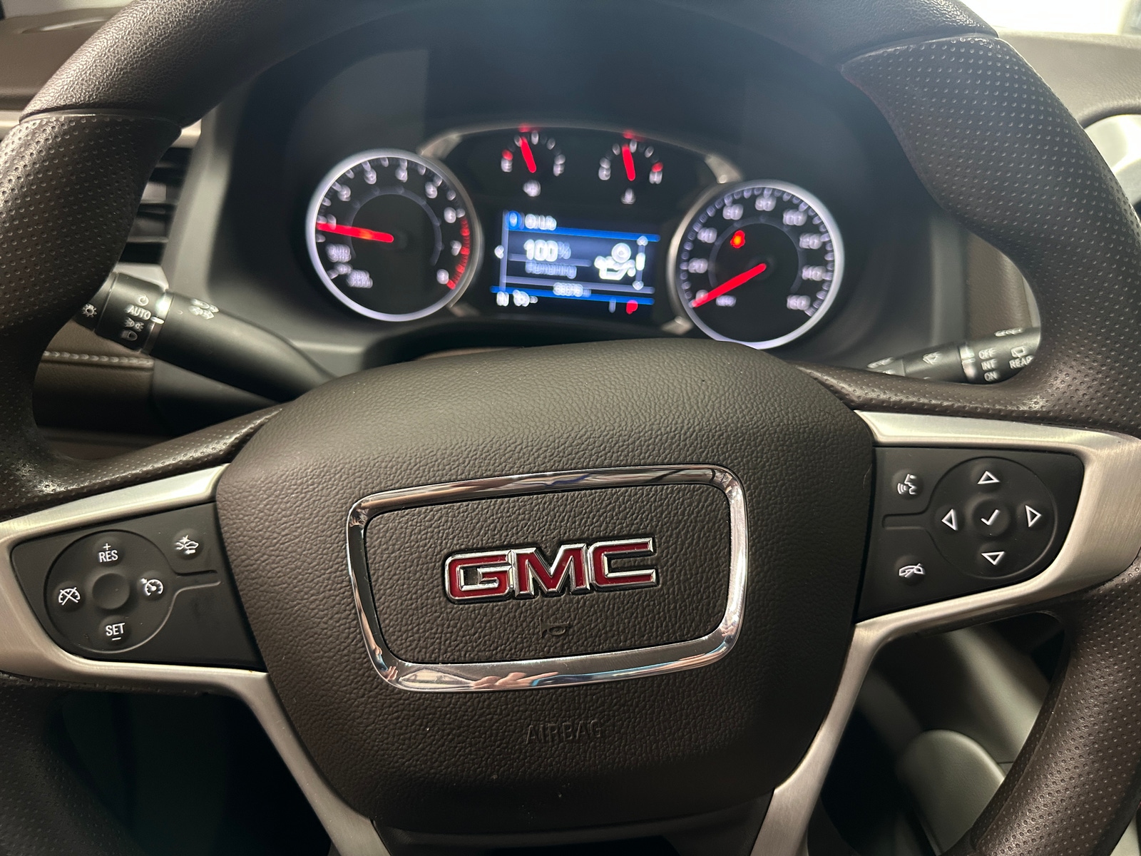Thumbnail: 2023 GMC Acadia - 5