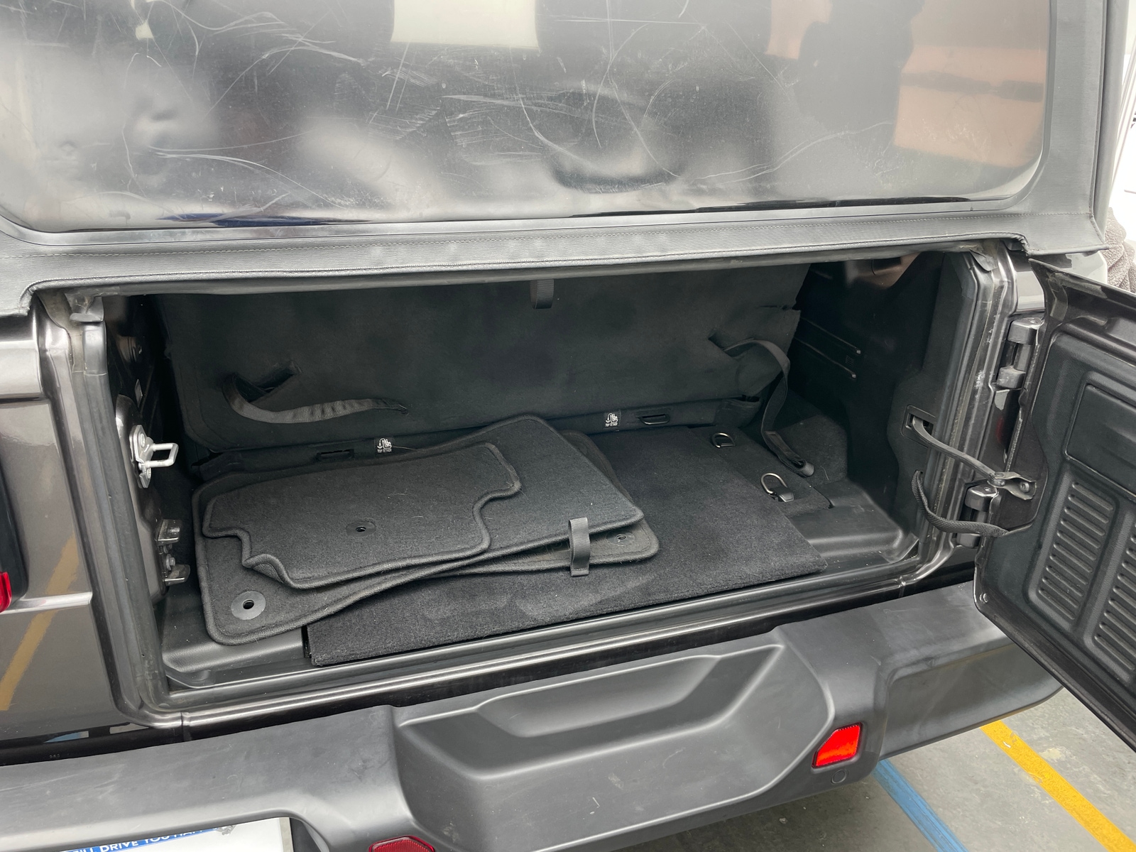 Thumbnail: 2021 Jeep Wrangler - 7