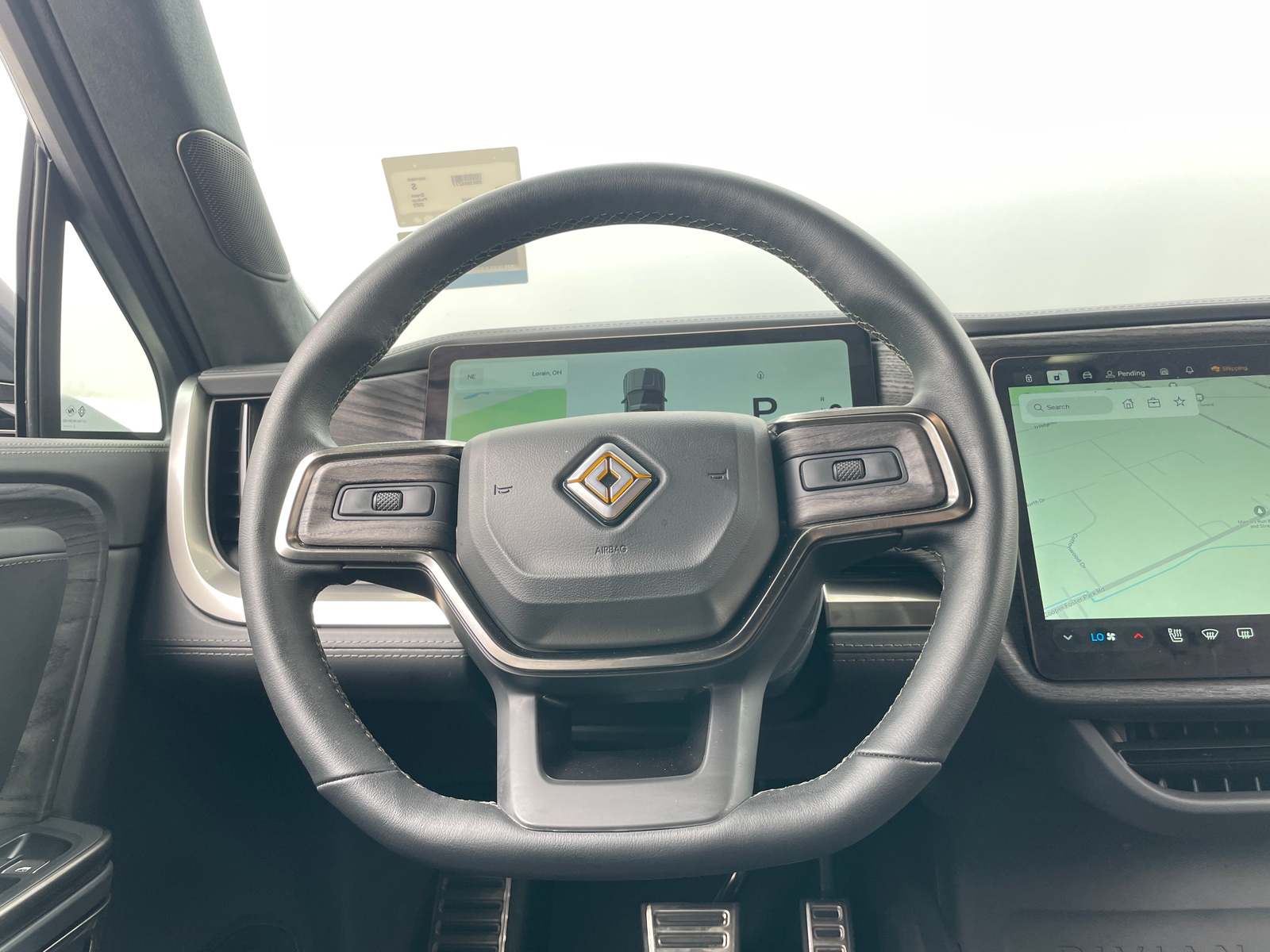Thumbnail: 2022 Rivian R1T - 4