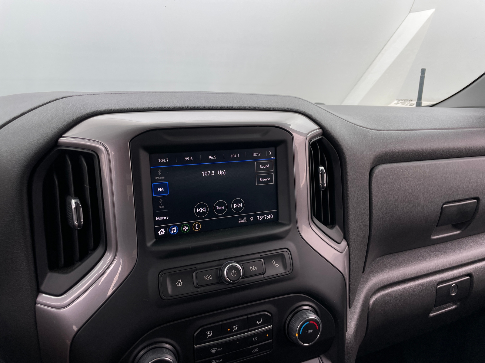 Thumbnail: 2022 Chevrolet Silverado 1500 - 4