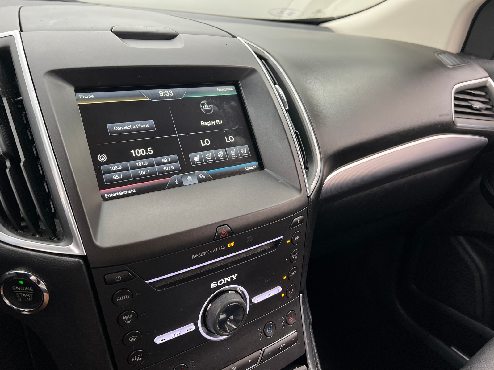Thumbnail: 2015 Ford Edge - 3