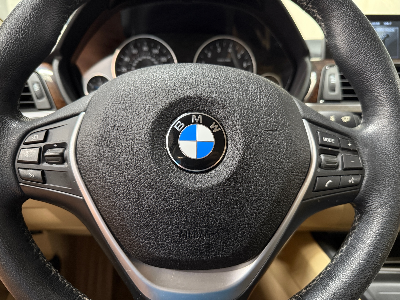 Thumbnail: 2014 BMW 3 Series - 4