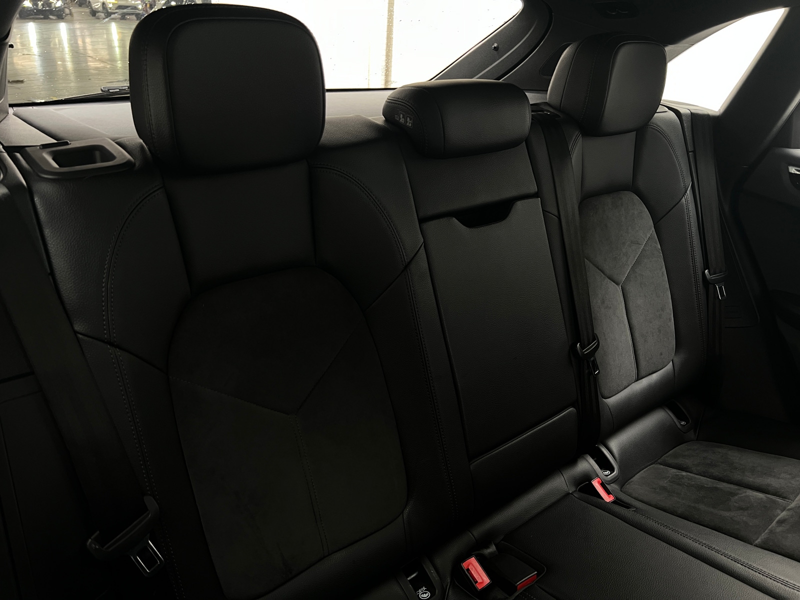 Thumbnail: 2018 Porsche Macan - 5