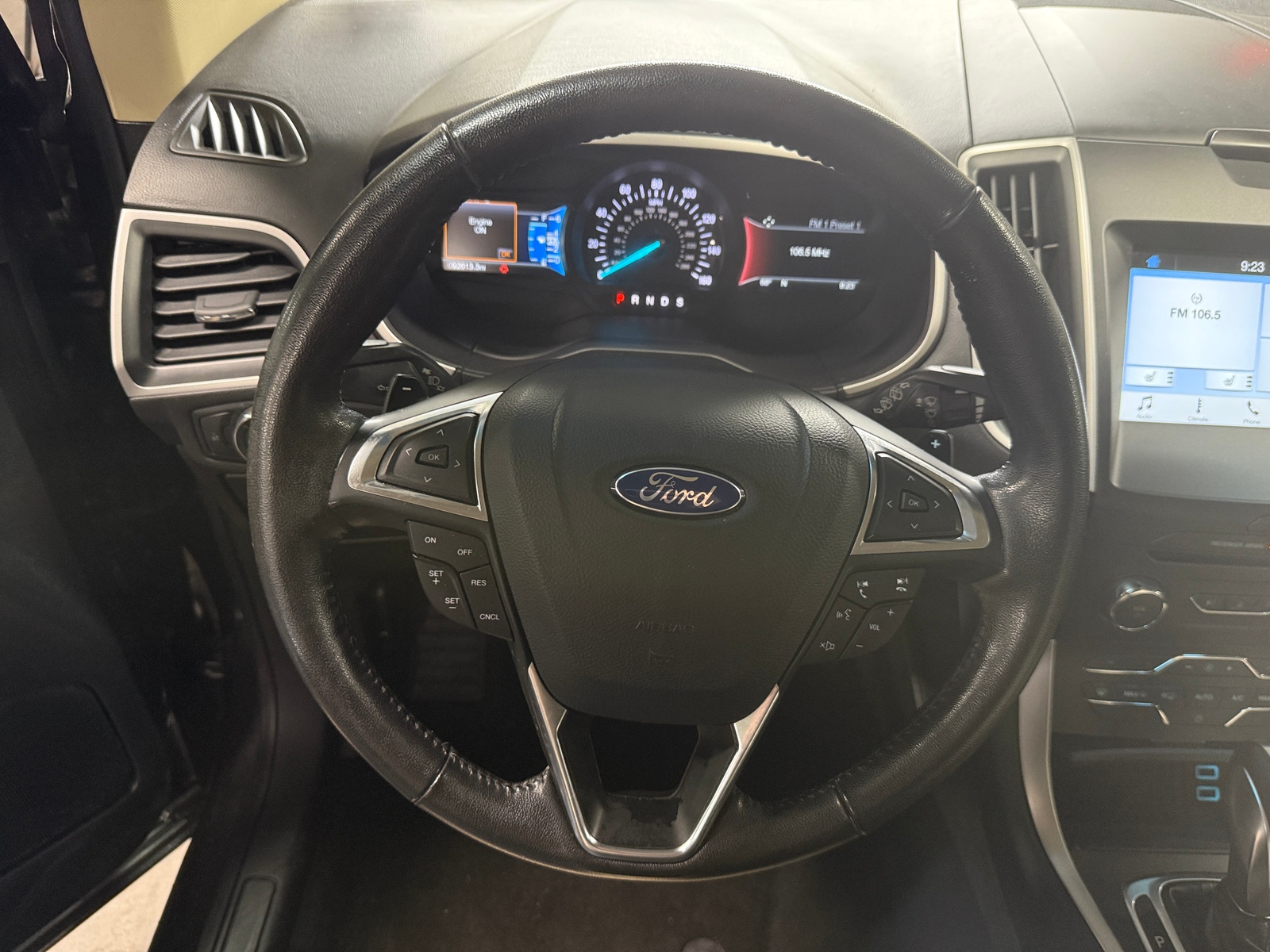 Thumbnail: 2017 Ford Edge - 5