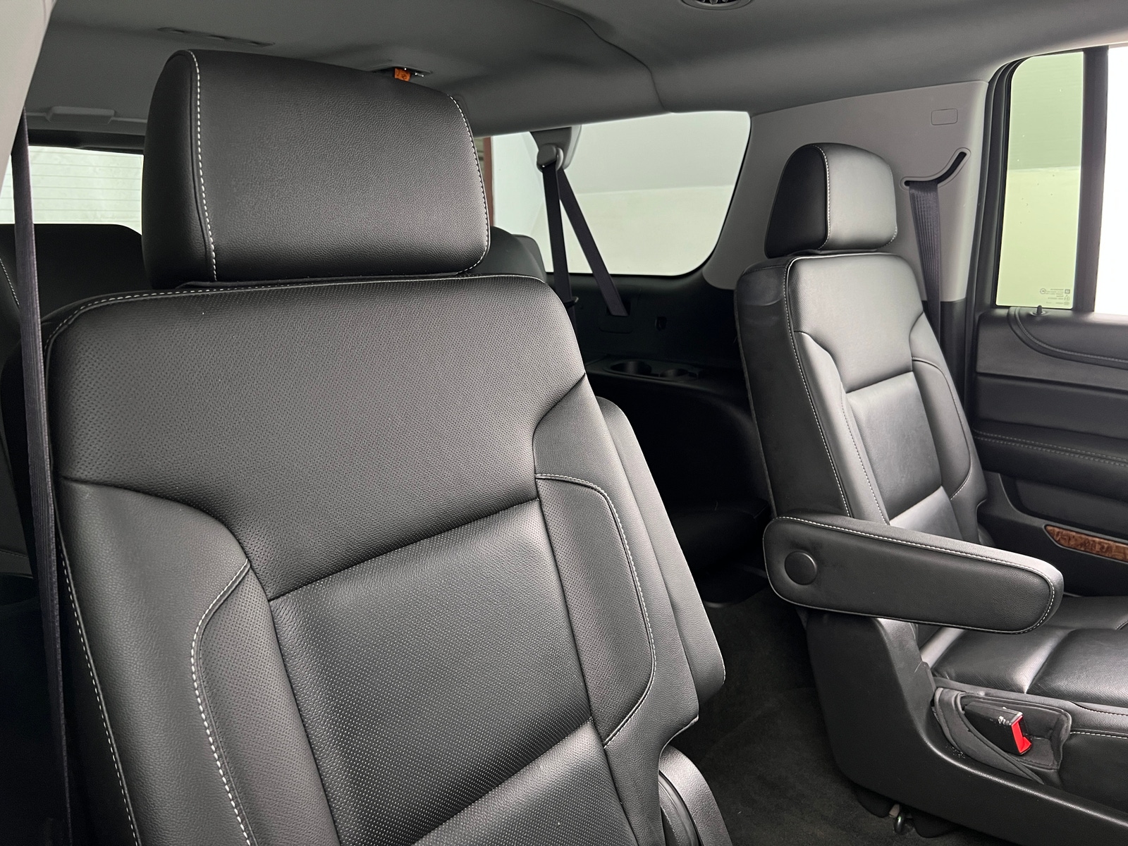 Thumbnail: 2017 Chevrolet Suburban - 5