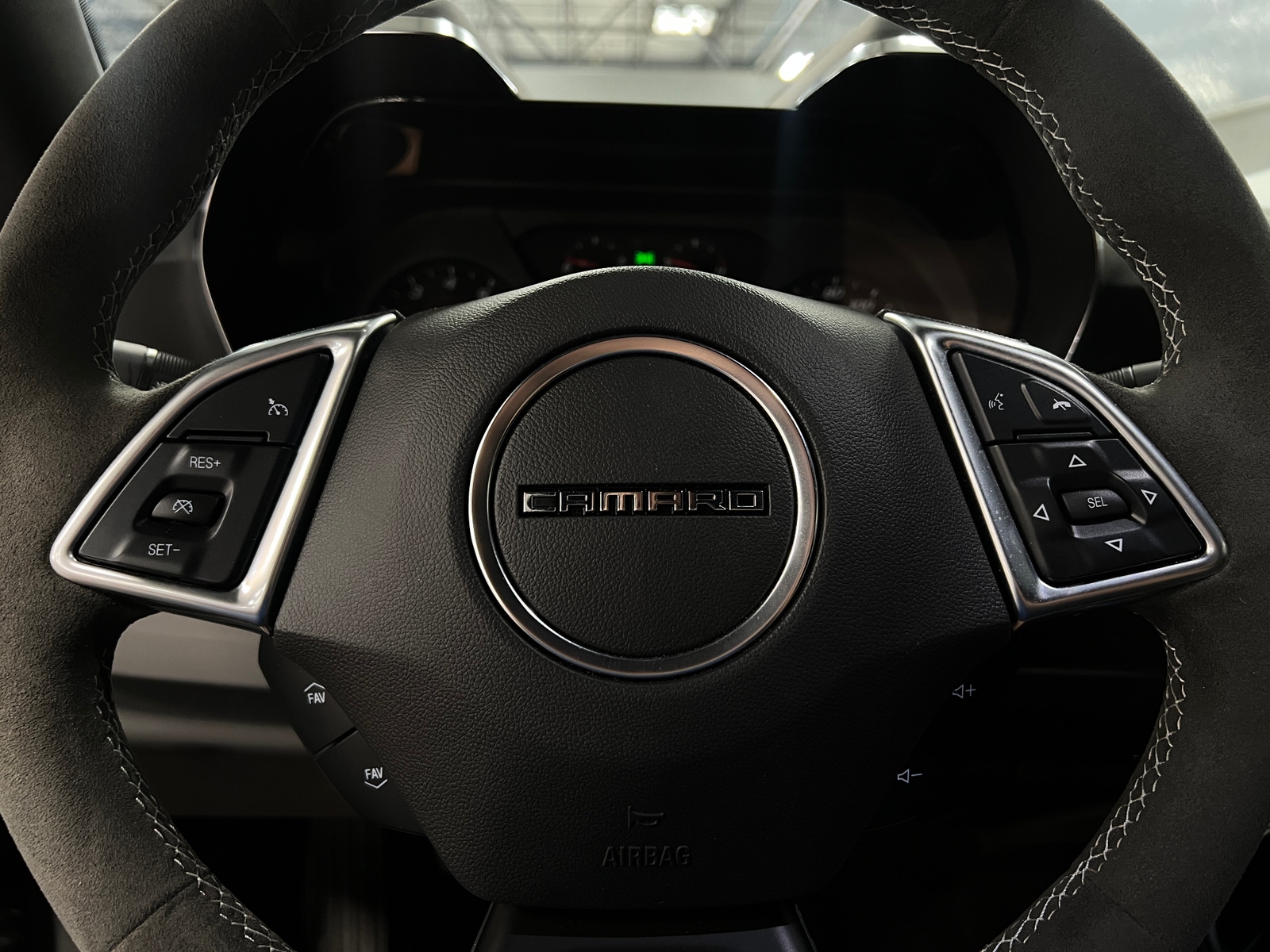 Thumbnail: 2020 Chevrolet Camaro - 4