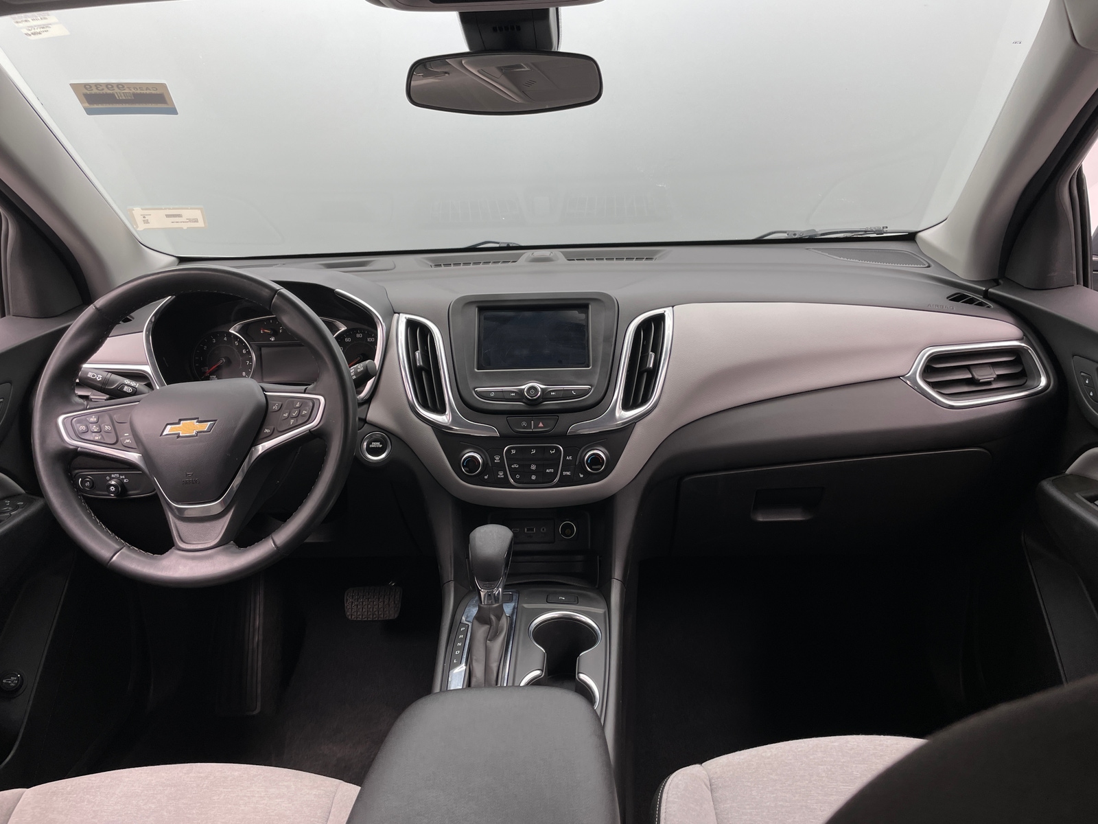 Thumbnail: 2023 Chevrolet Equinox - 3