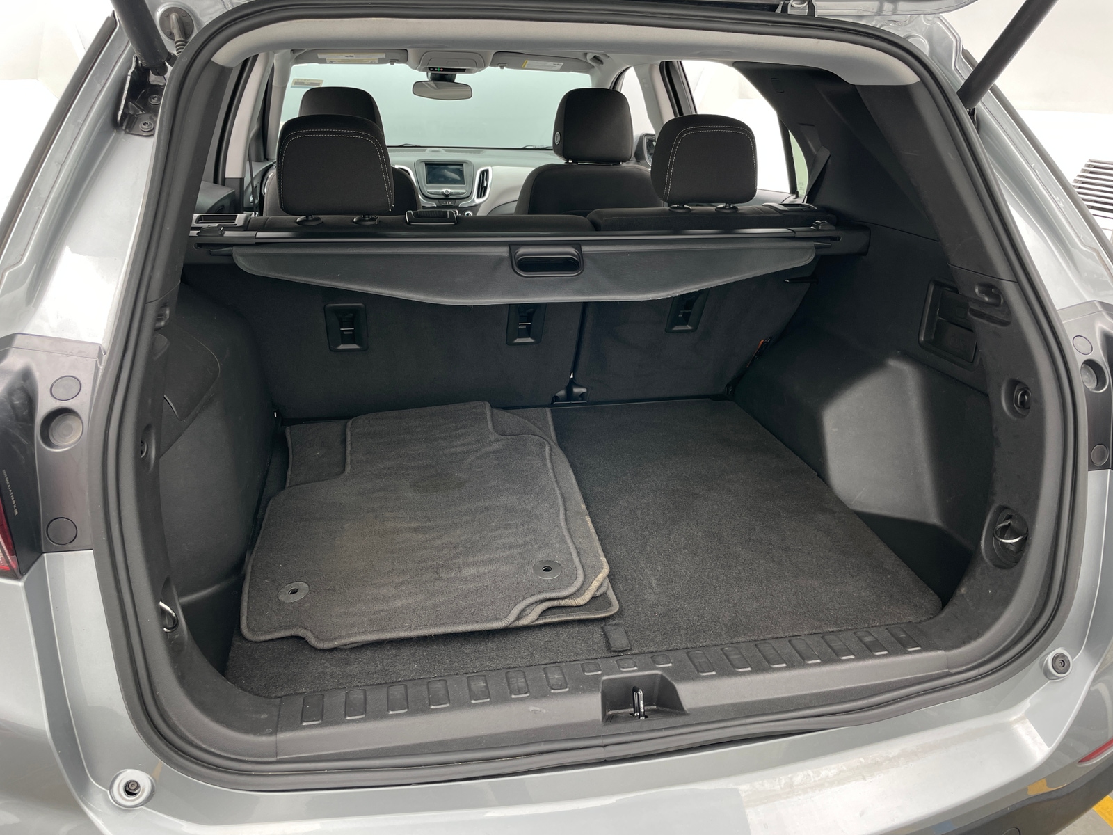 Thumbnail: 2023 Chevrolet Equinox - 7
