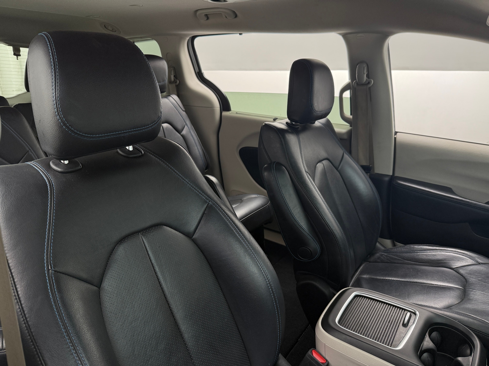 Thumbnail: 2021 Chrysler Pacifica - 2
