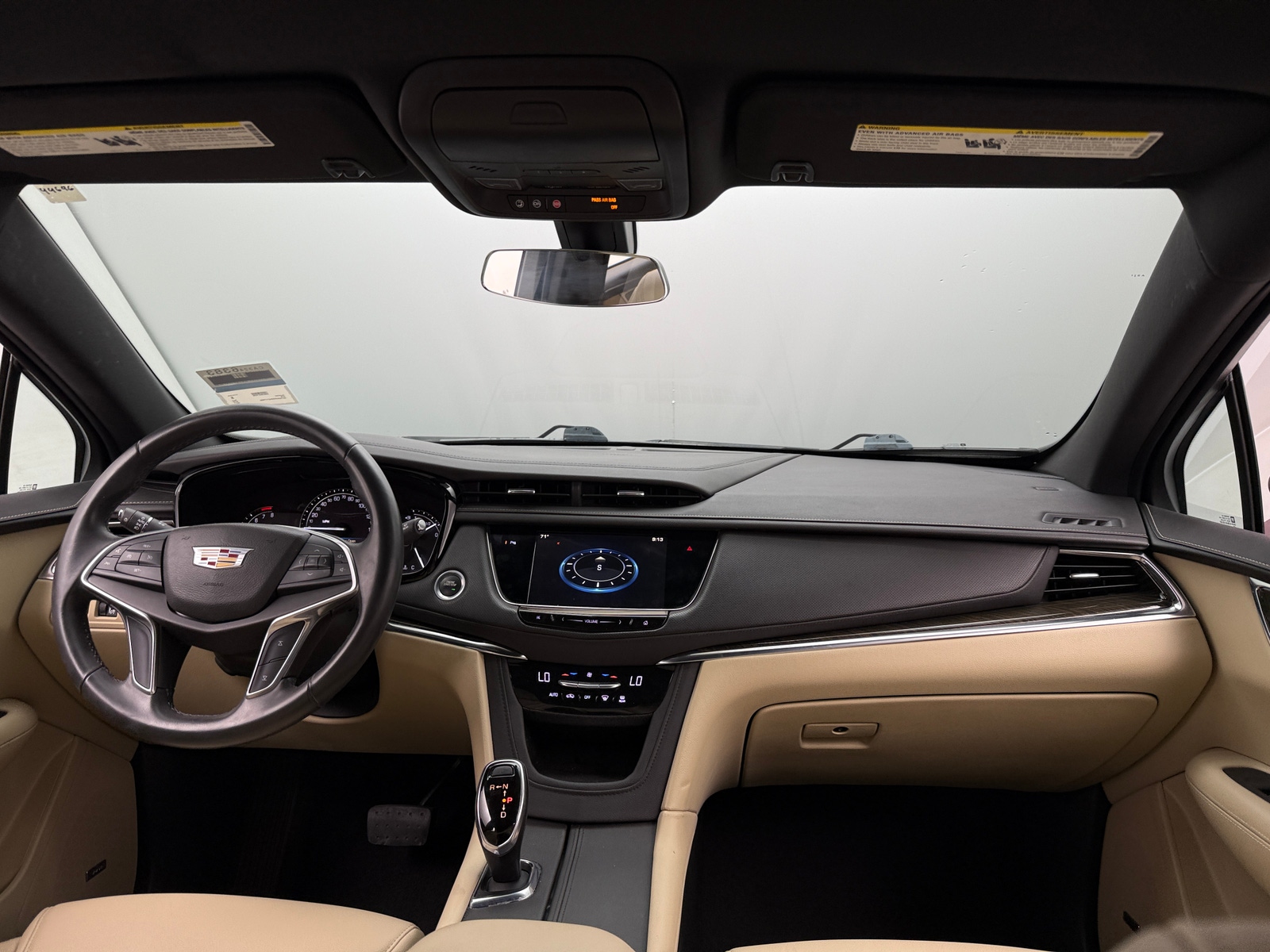 Thumbnail: 2017 Cadillac XT5 - 2