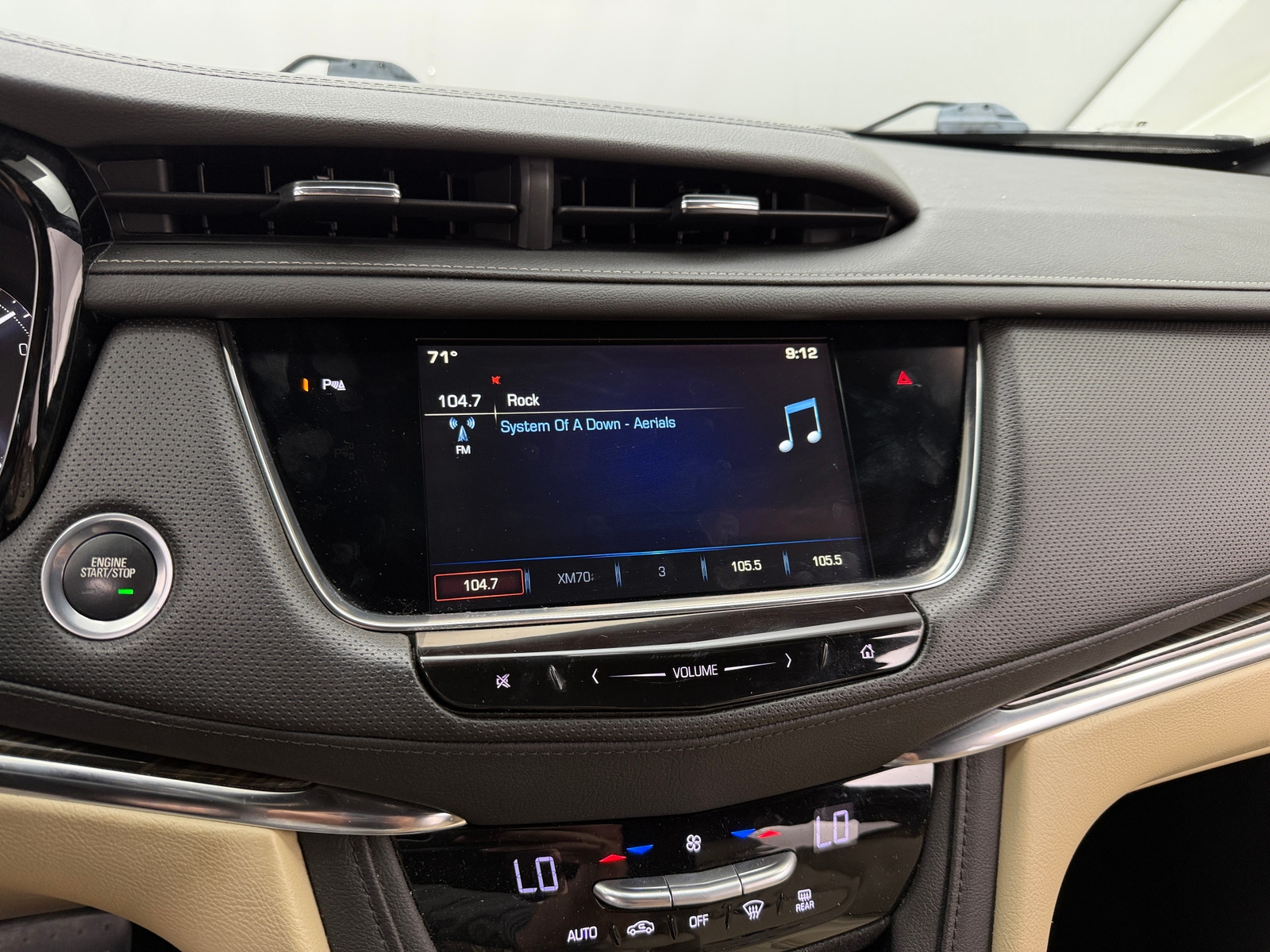 Thumbnail: 2017 Cadillac XT5 - 3