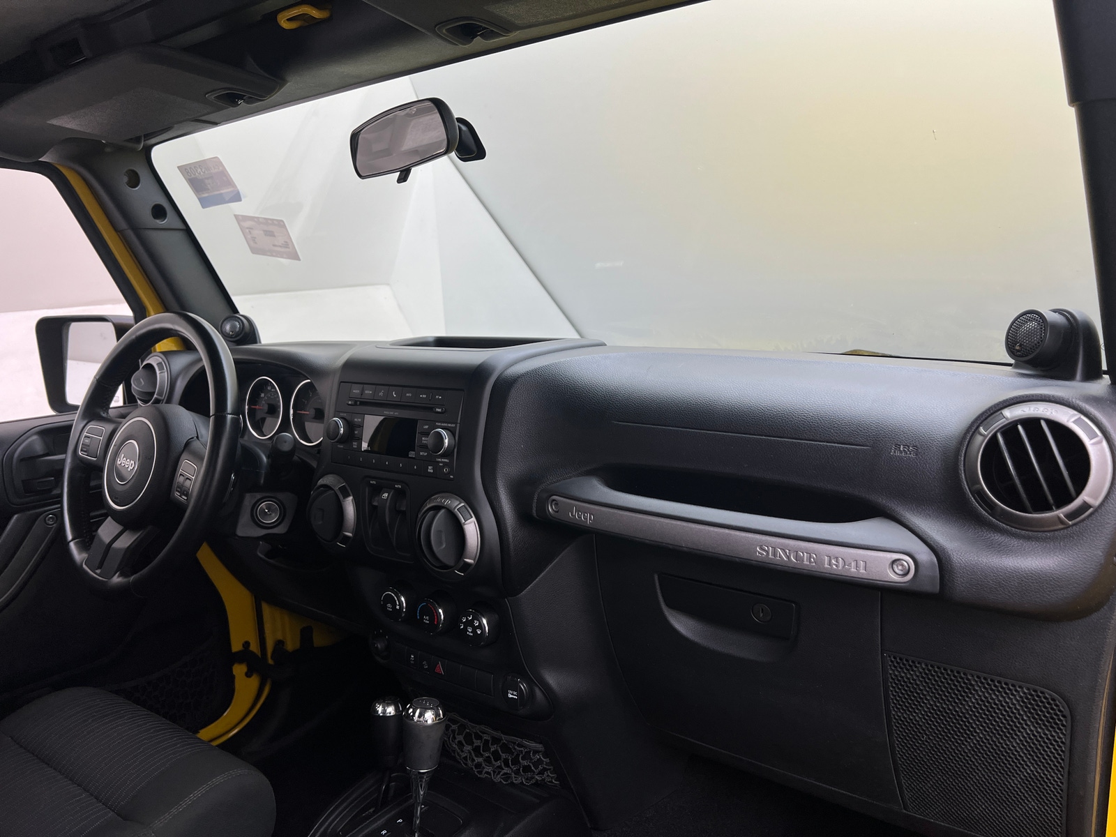 Thumbnail: 2011 Jeep Wrangler - 3
