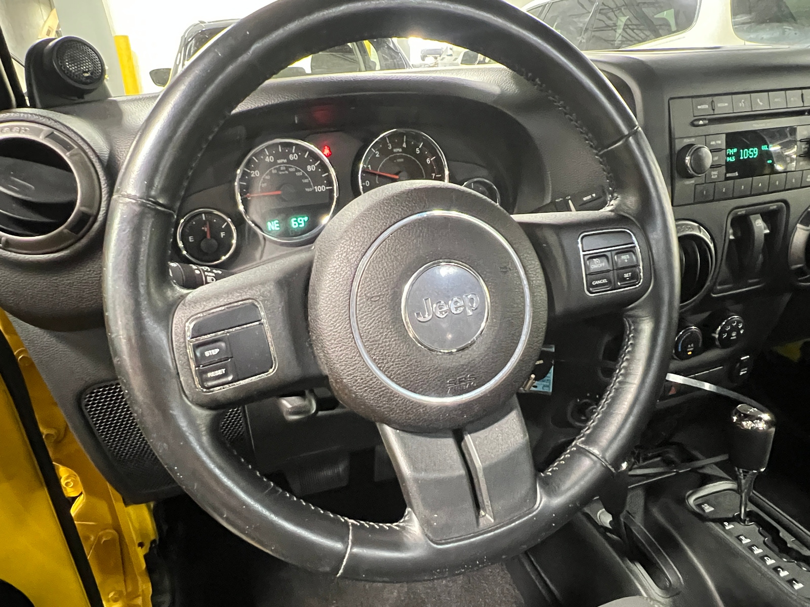 Thumbnail: 2011 Jeep Wrangler - 5