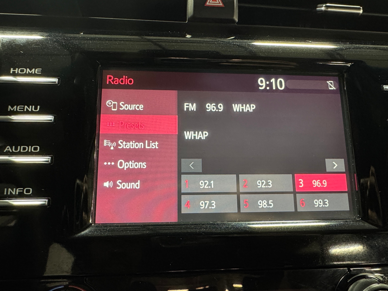 Thumbnail: 2018 Toyota Camry - 4