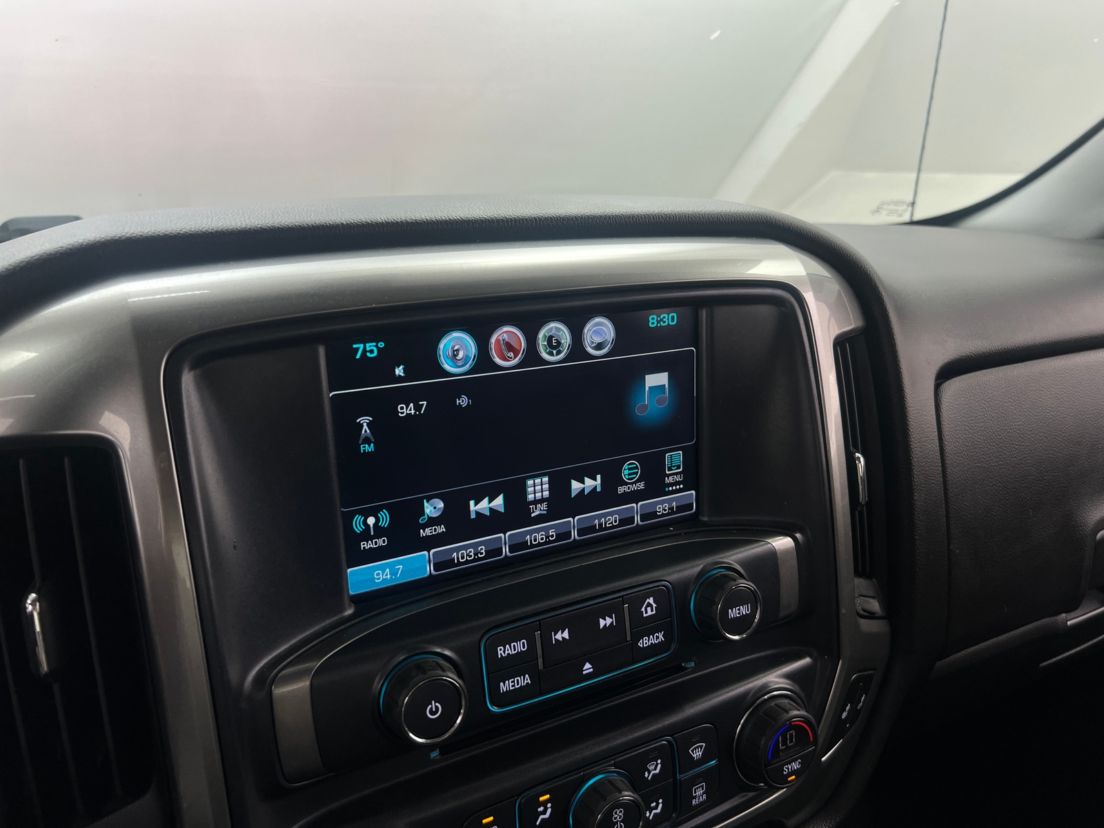 Thumbnail: 2018 Chevrolet Silverado 1500 - 4