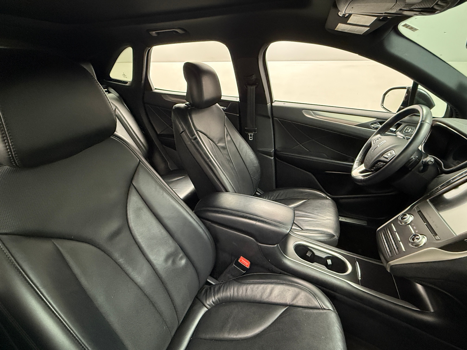 Thumbnail: 2019 Lincoln MKC - 2