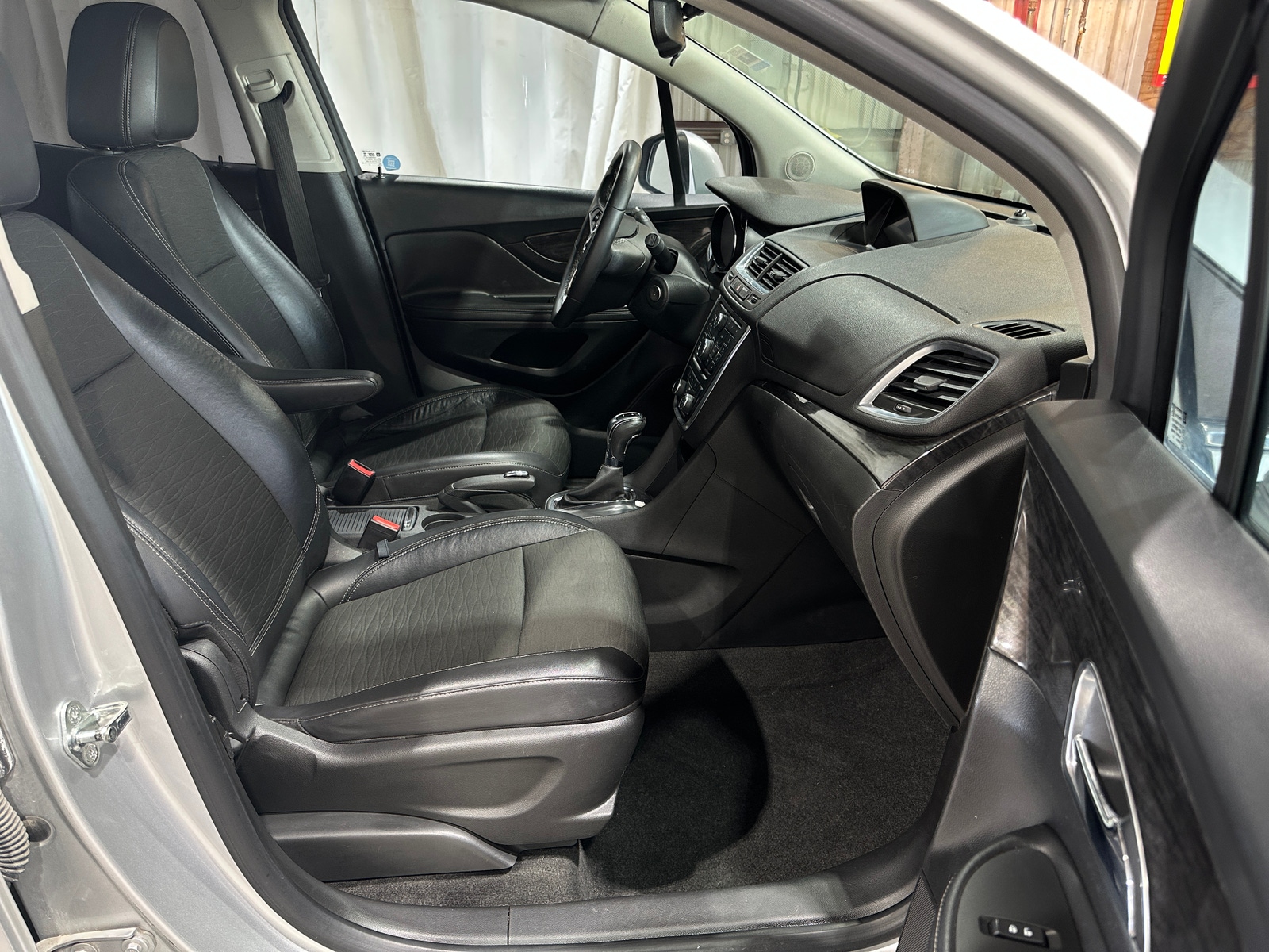 Thumbnail: 2016 Buick Encore - 2