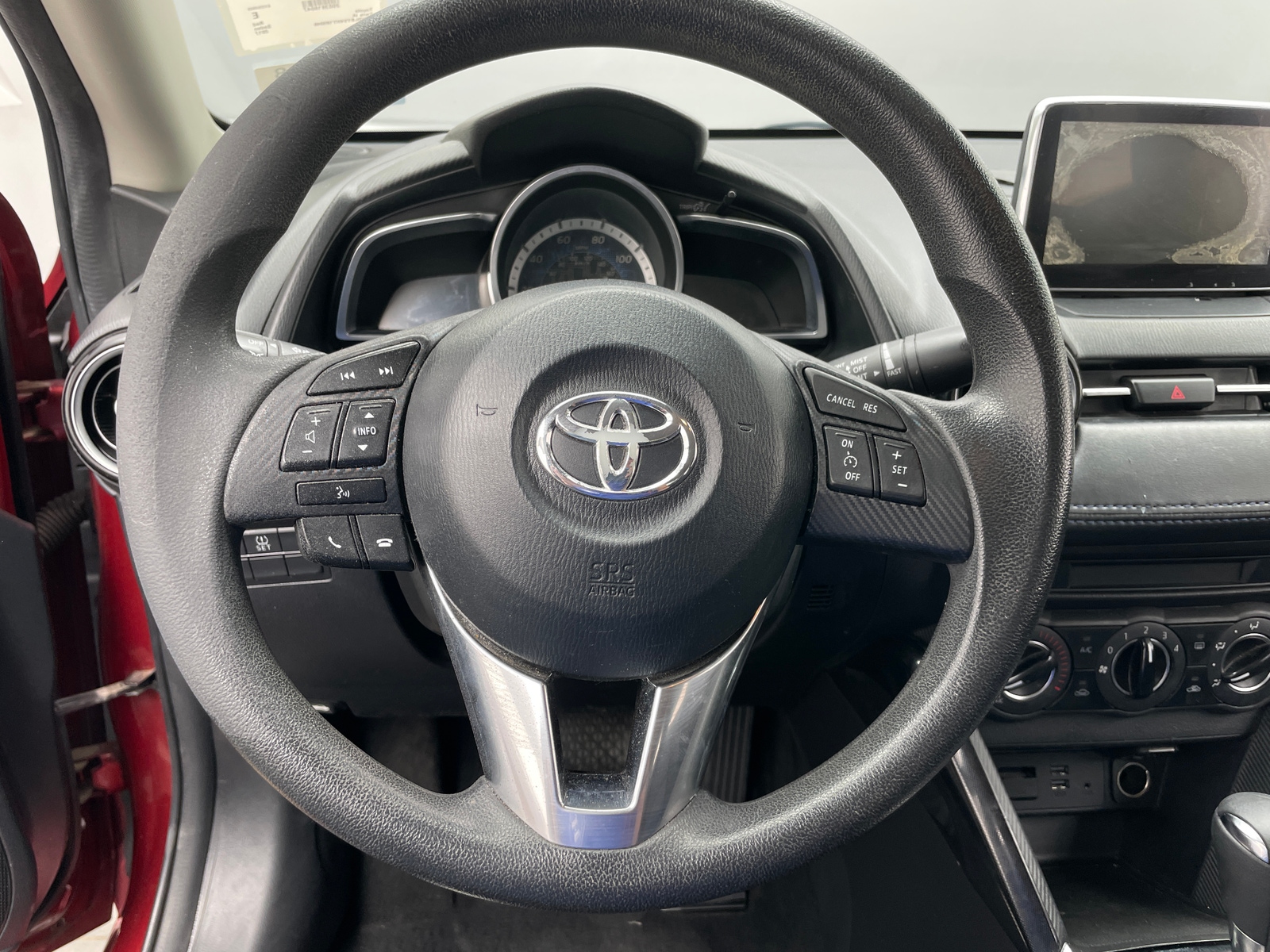 Thumbnail: 2017 Toyota Yaris iA - 5