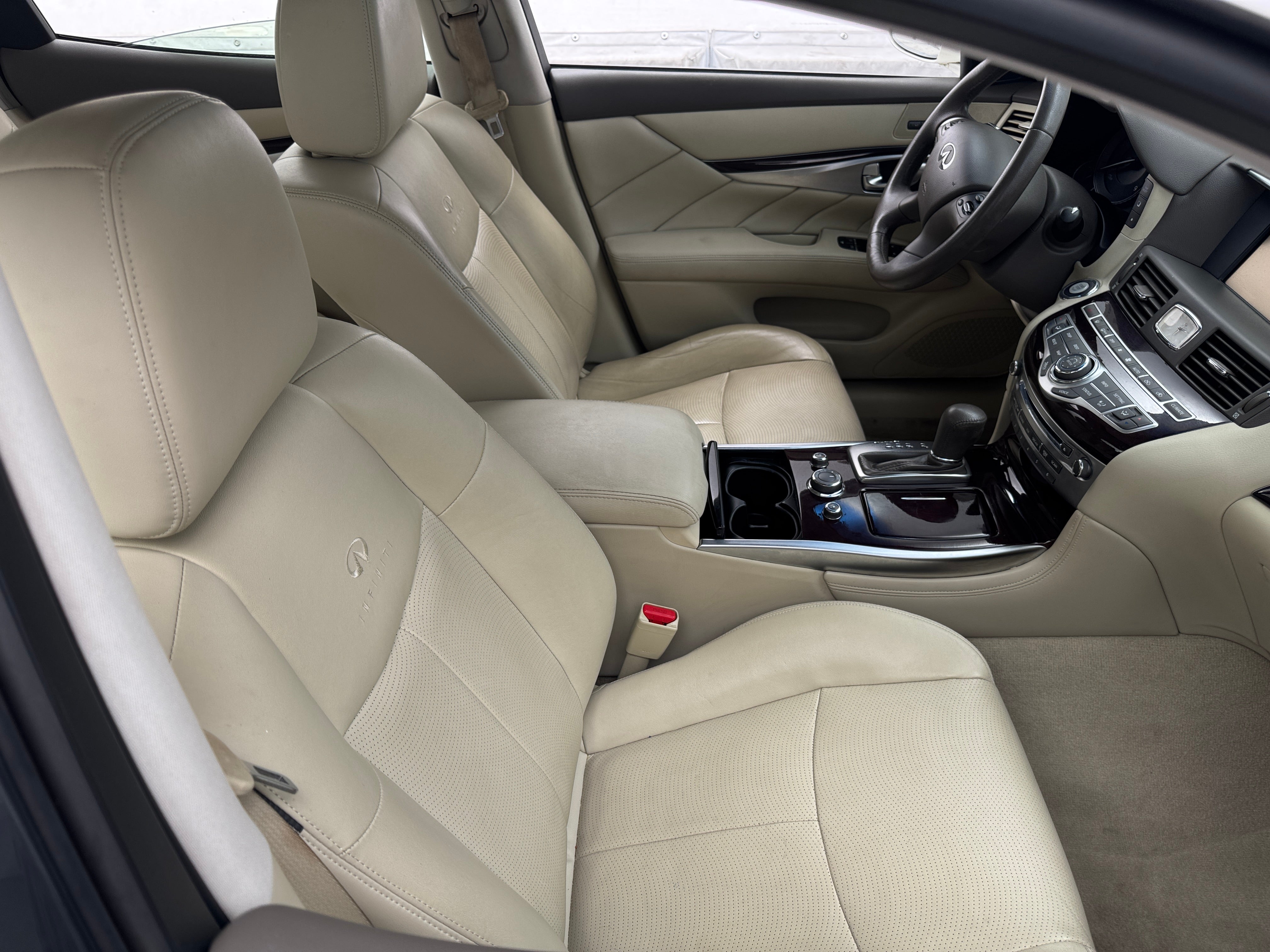 2013 INFINITI M