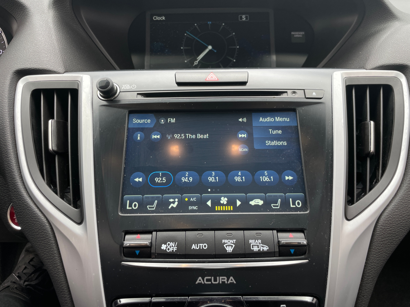 Thumbnail: 2019 Acura TLX - 3