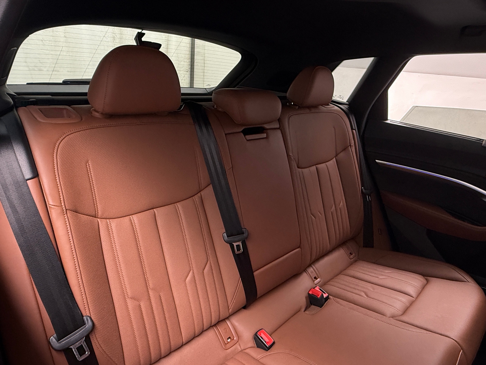 Thumbnail: 2019 Audi e-tron - 5