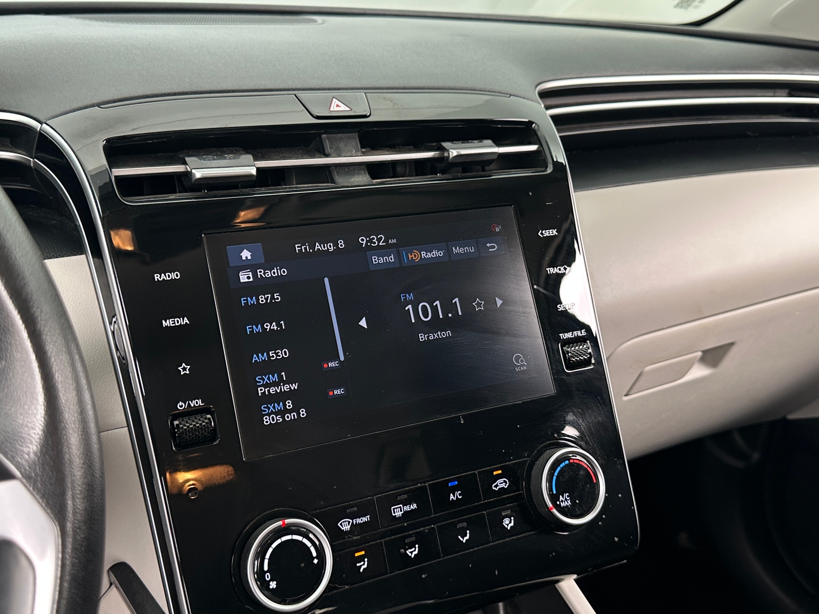 Thumbnail: 2023 Hyundai Tucson - 4