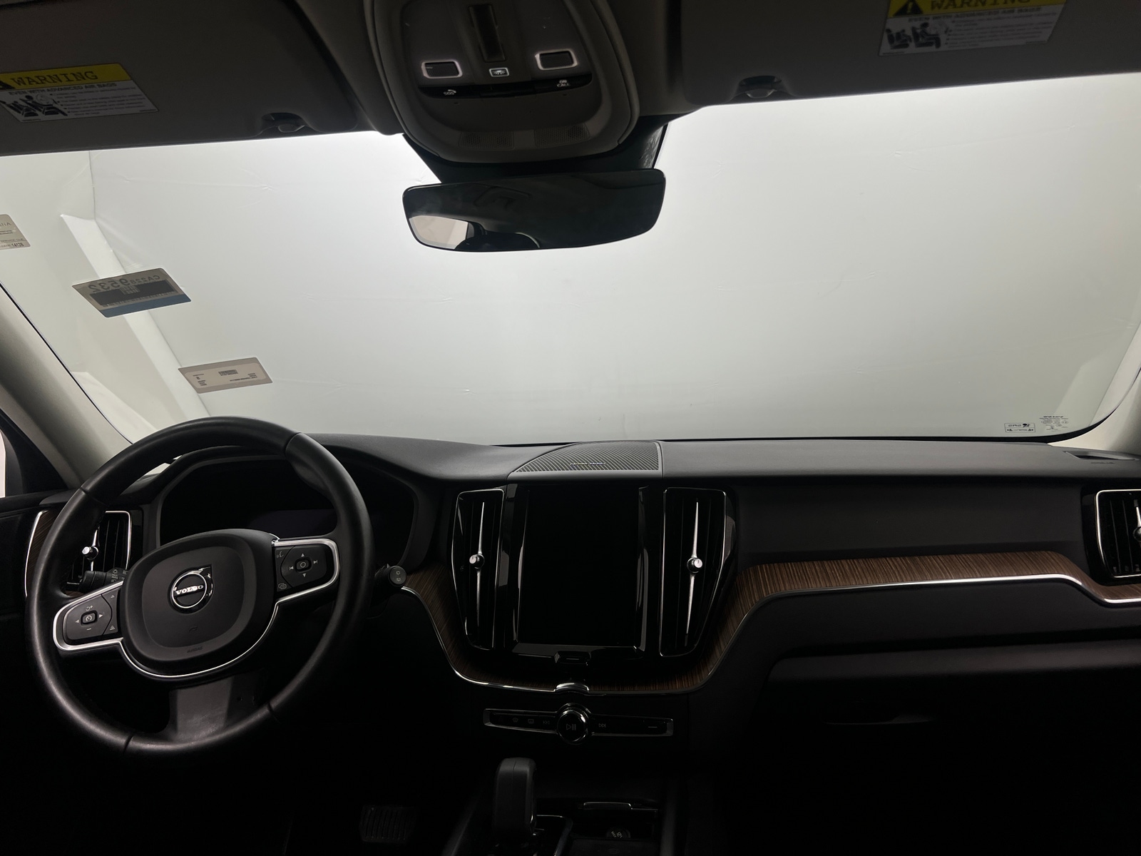 Thumbnail: 2022 Volvo XC60 - 3
