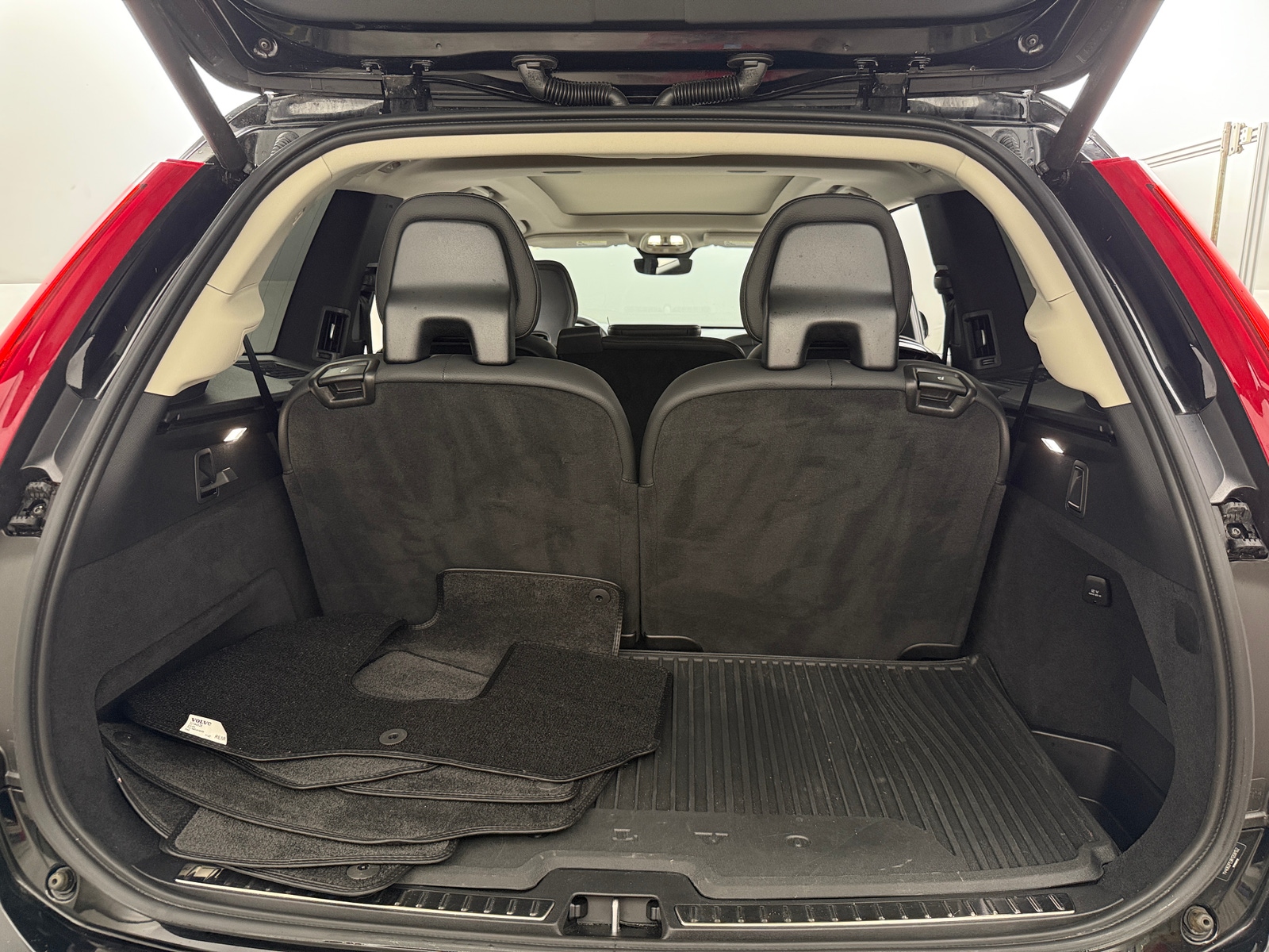 Thumbnail: 2024 Volvo XC90 - 6