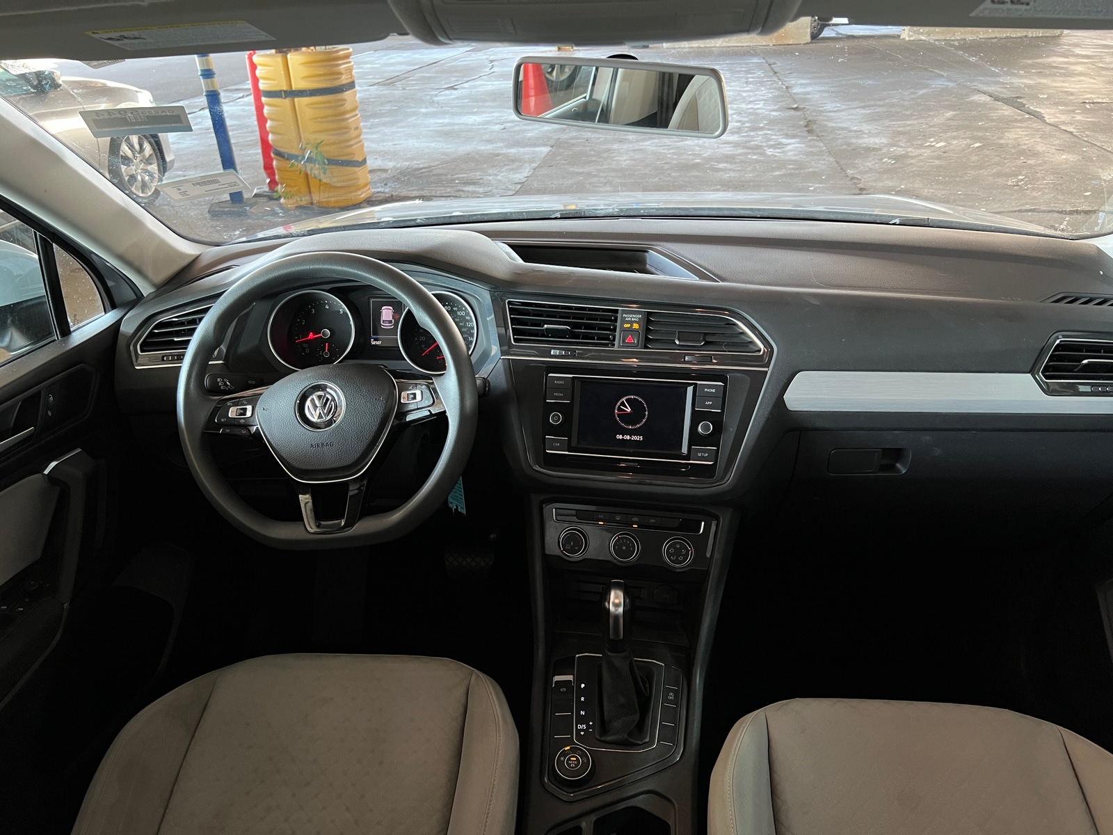 Thumbnail: 2019 Volkswagen Tiguan - 3