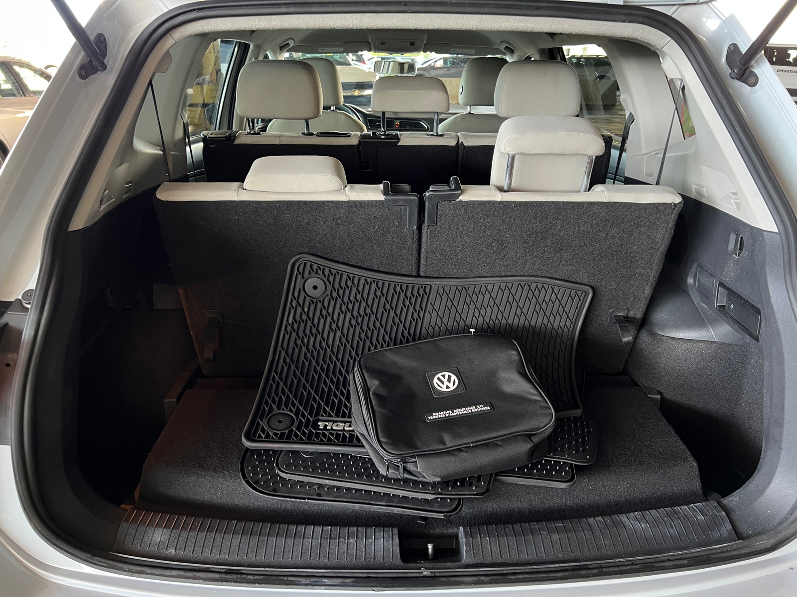 Thumbnail: 2019 Volkswagen Tiguan - 7