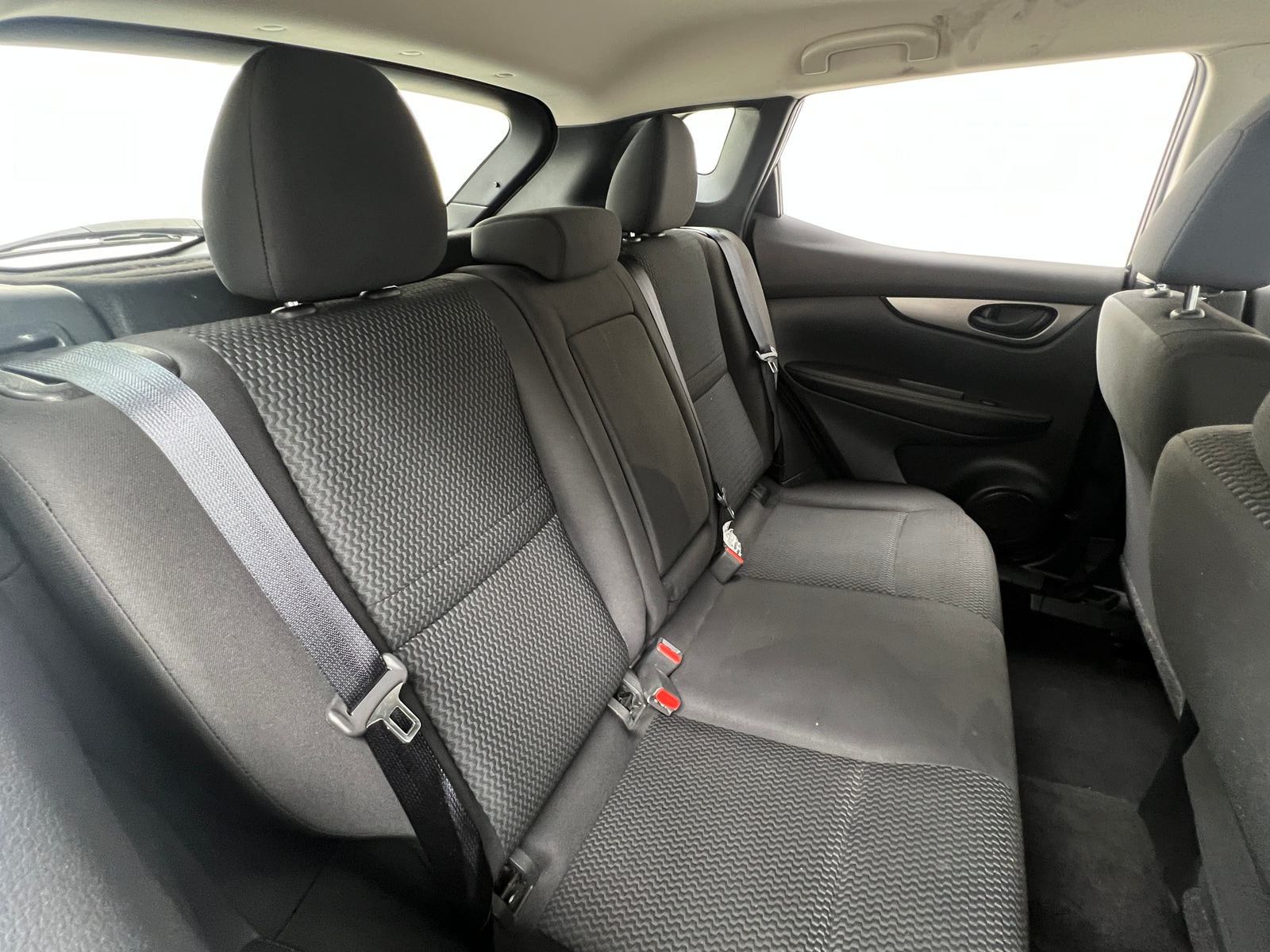 Thumbnail: 2018 Nissan Rogue Sport - 6