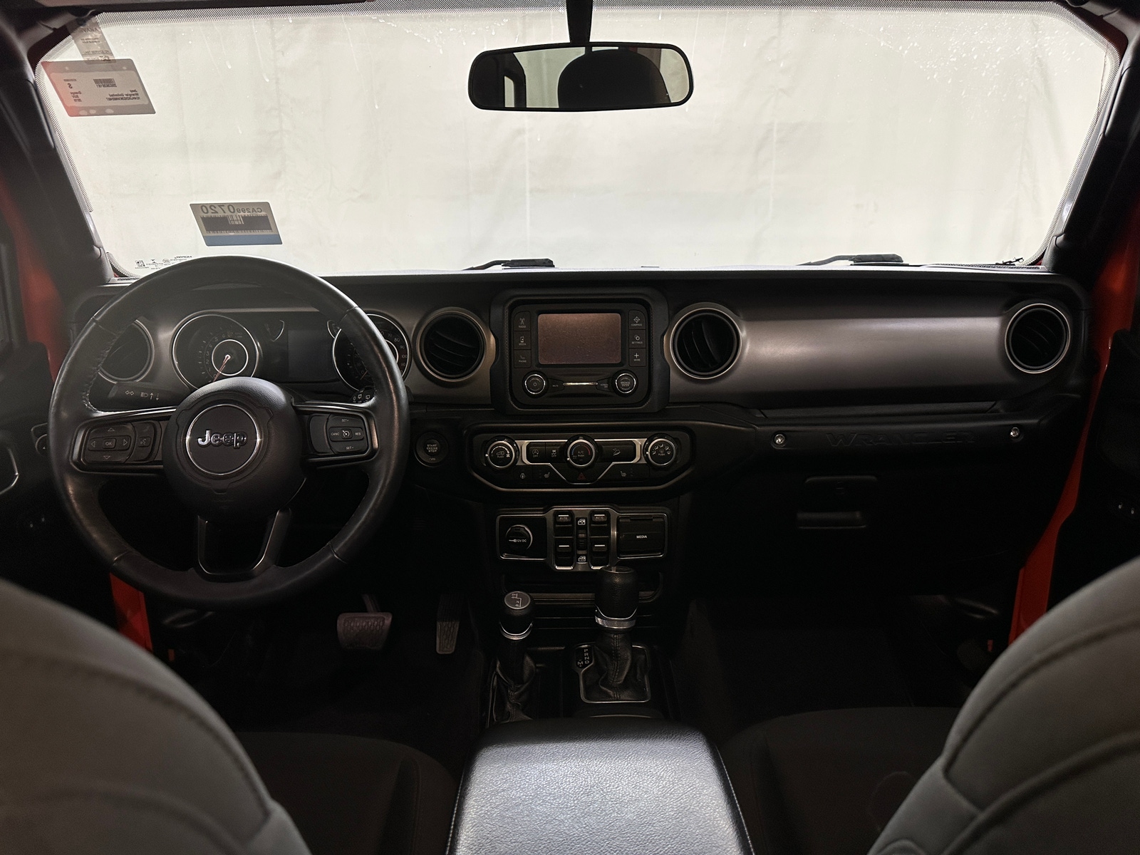 Thumbnail: 2019 Jeep Wrangler - 3