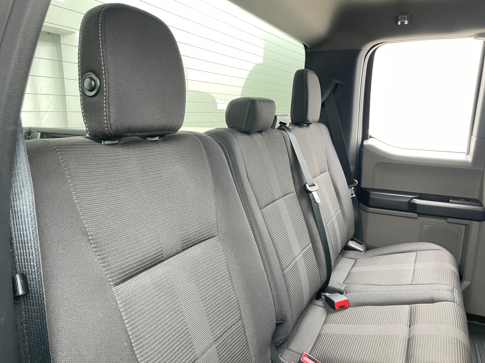 Thumbnail: 2018 Ford Econoline - 6