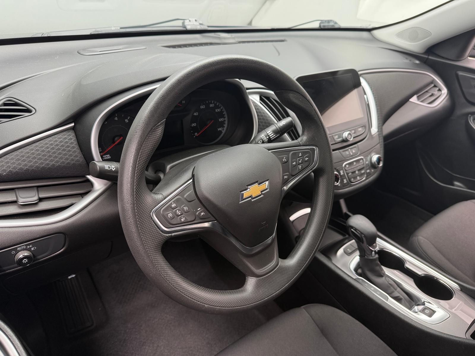 Thumbnail: 2024 Chevrolet Malibu - 5