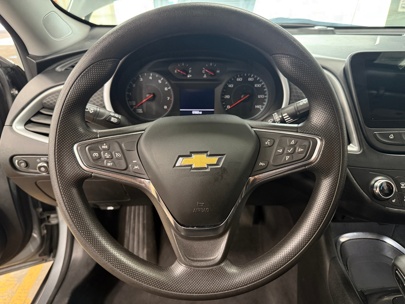 Thumbnail: 2023 Chevrolet Malibu - 5