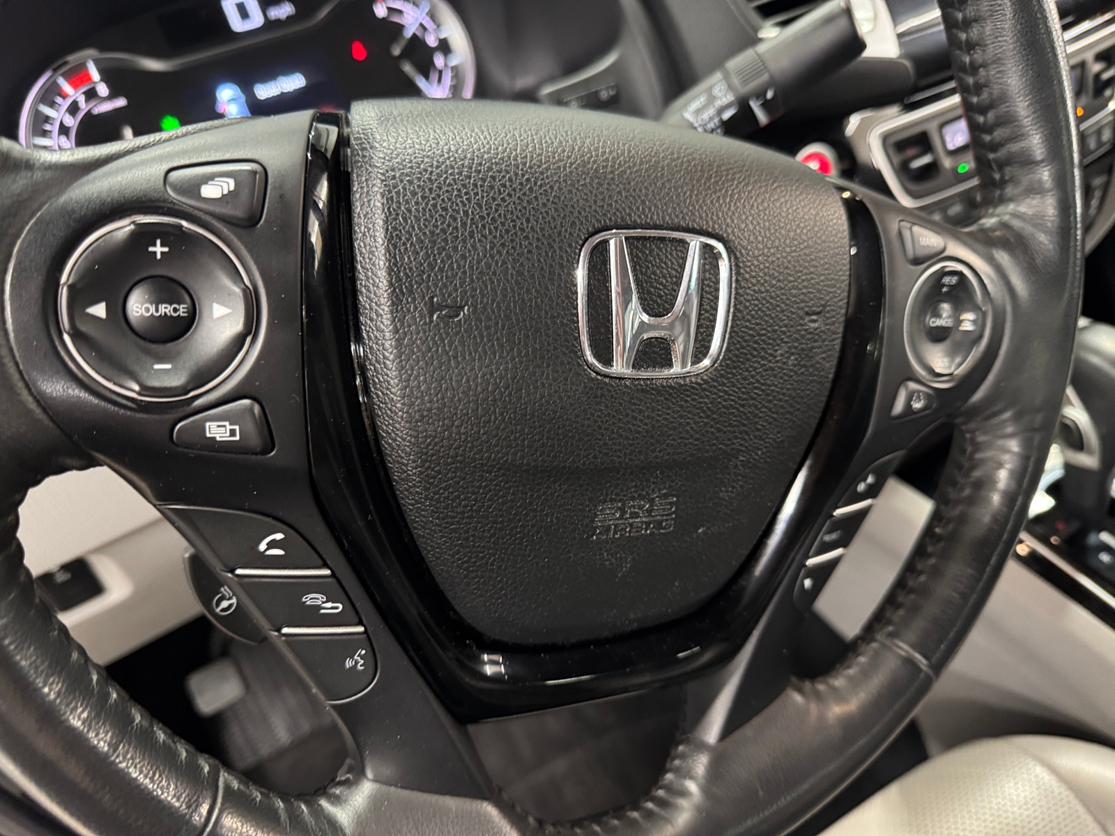 Thumbnail: 2017 Honda Ridgeline - 4