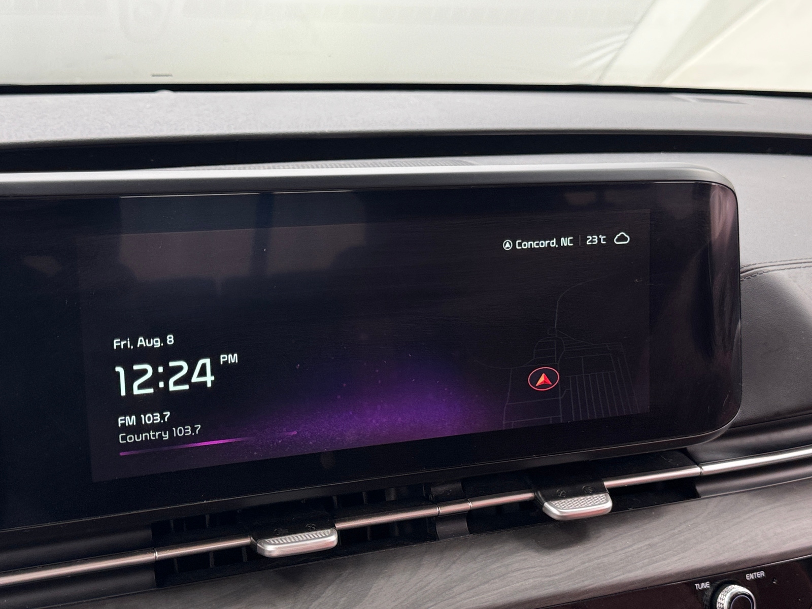 Thumbnail: 2023 Kia Carnival - 3
