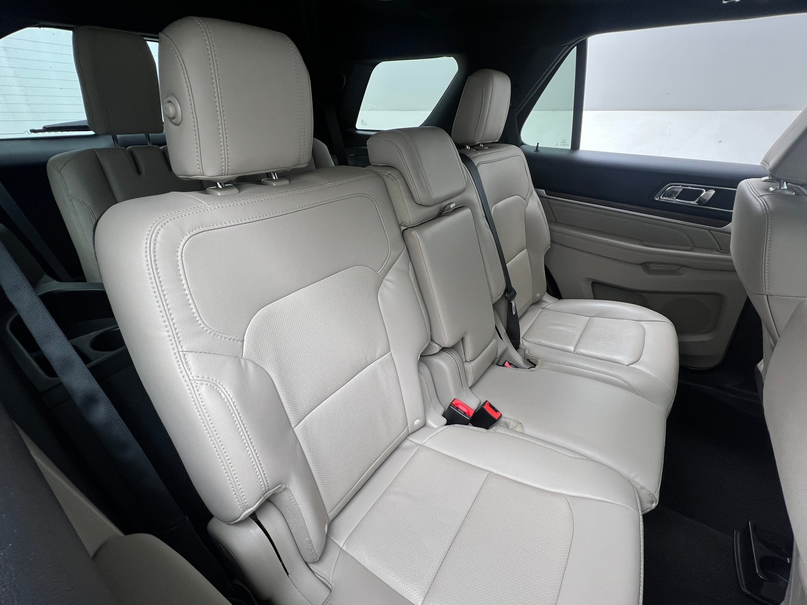 Thumbnail: 2018 Ford Explorer - 5