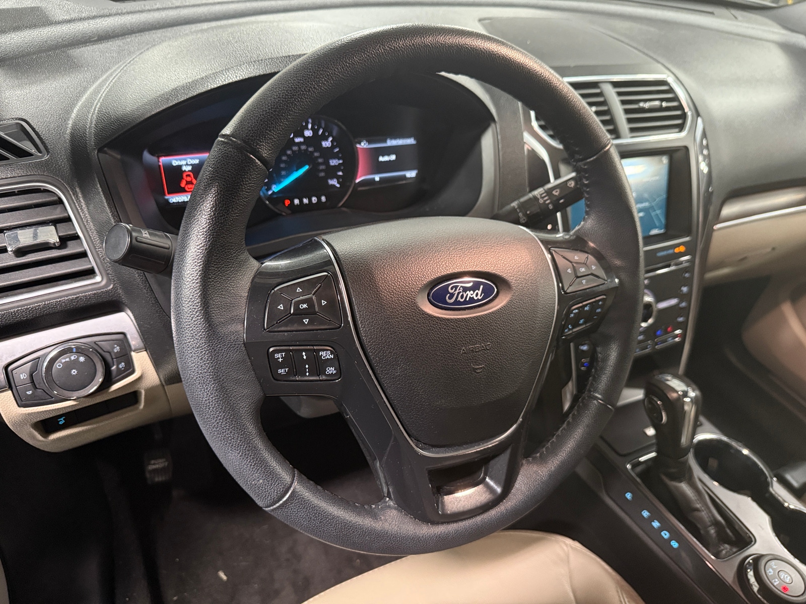 Thumbnail: 2018 Ford Explorer - 4