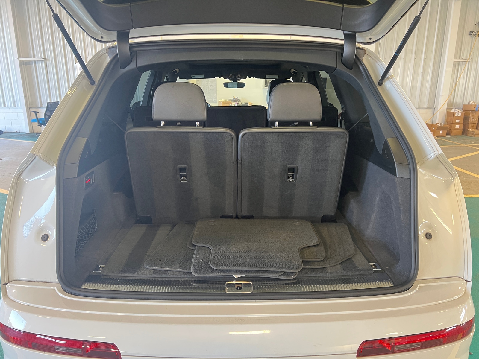 Thumbnail: 2018 Audi Q7 - 6