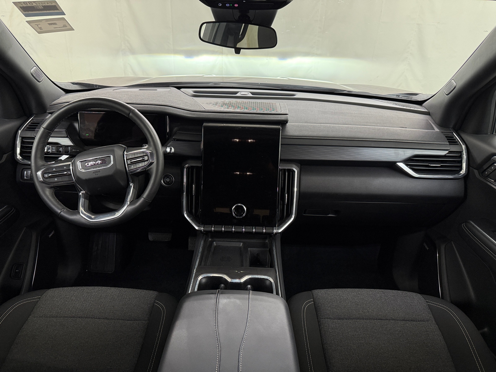 Thumbnail: 2025 GMC Acadia - 3