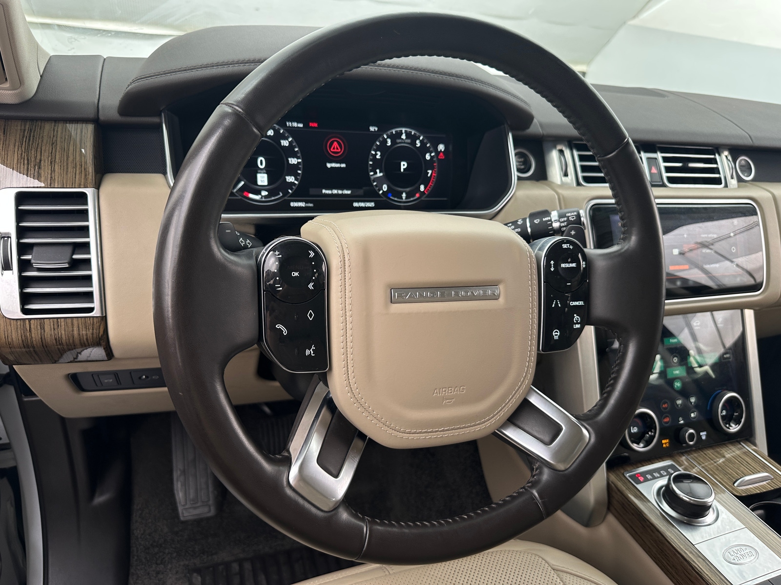 Thumbnail: 2019 Land Rover Range Rover - 4